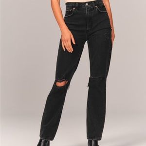 NWT Abercrombie 90s Straight Jean - Black 🖤